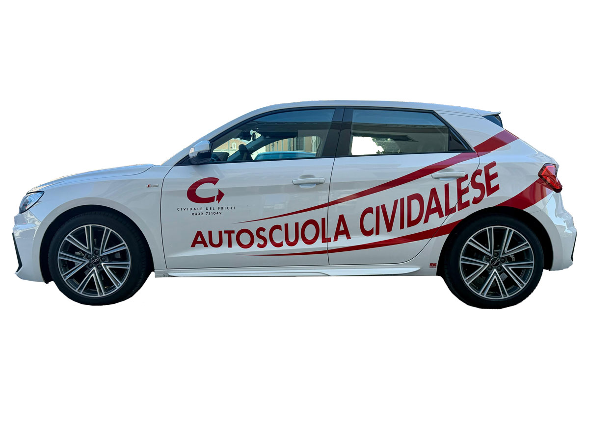 autoscuola-cividalese-macchina